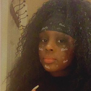 Meet your Posher, Dazia